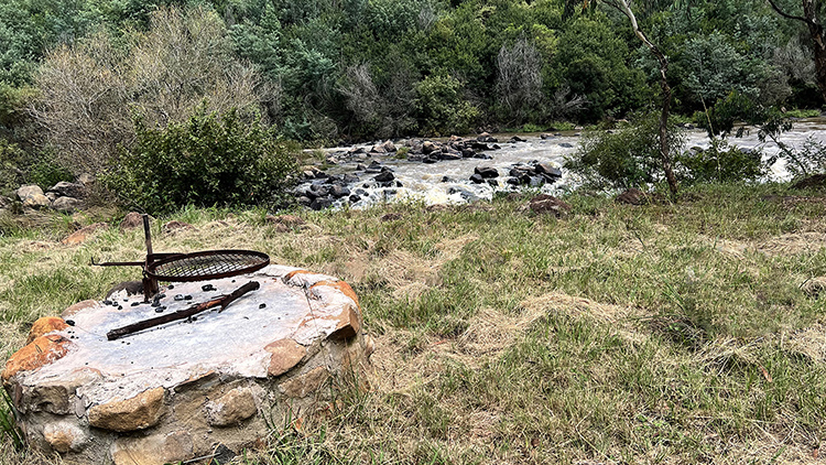 Camp 7 • Wattle Grove - Fire grill overlooking the rapids
